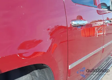 2011 GMC Yukon Xl 1500 Denali из США, поврежденный, VIN 1GKS2MEF3BR314123